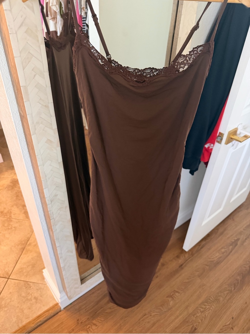 SKIMS Fits Everybody Brown Cocoa Lace-Trim Slip Maxi Dress - Picture 3 of 6